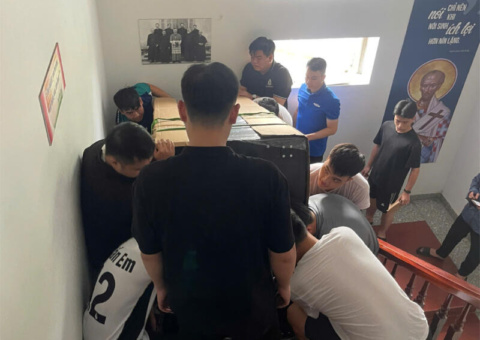 máy bán hàng tự động