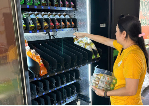 máy bán hàng tự động