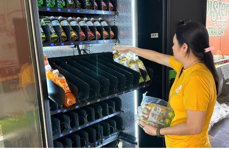 máy bán hàng tự động